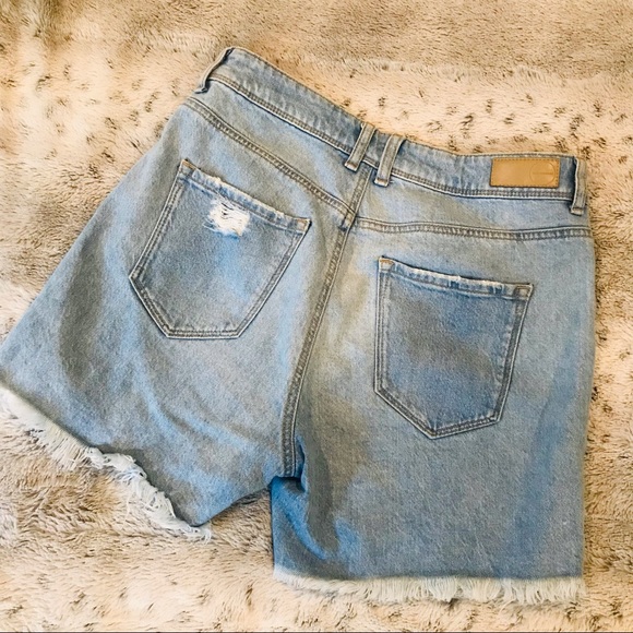 Clockhouse Light Wash Distressed Denim Bermuda Shorts - Picture 3 of 4